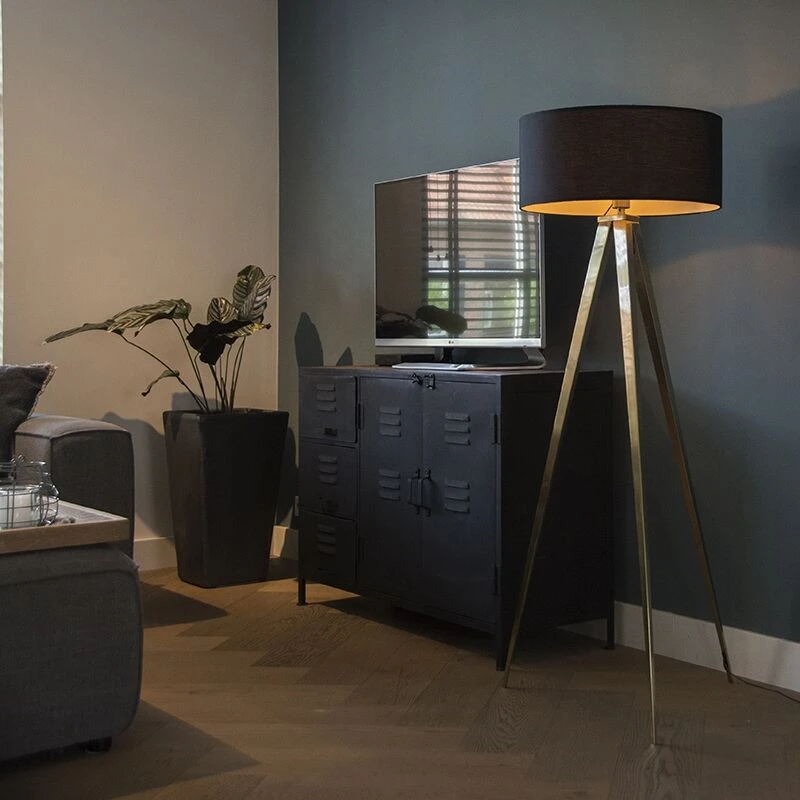 QAZQA Moderne Stehleuchte Messing mit schwarzem Schirm - Ilse 3 QAZQA Moderne Stehleuchte Messing mit schwarzem Schirm - Ilse