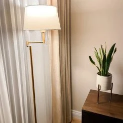 QAZQA Klassische Stehleuchte Bronze mit weißem Schirm verstellbar - Ladas 21 QAZQA Klassische Stehleuchte Bronze mit weißem Schirm verstellbar - Ladas -Stehlampen Verkaufsladen 2231 93700 9